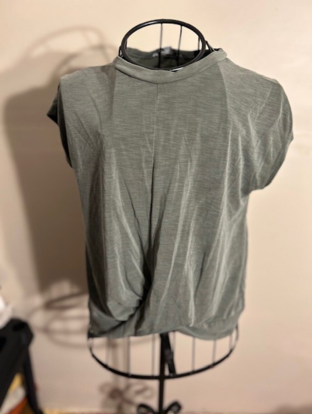 🍋‍🟩 green envelope  size large womens green  soft tee t shirt